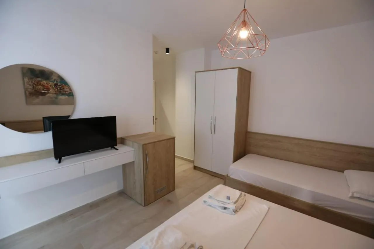 Apart-Hotel Alvi Sarandë Hotel