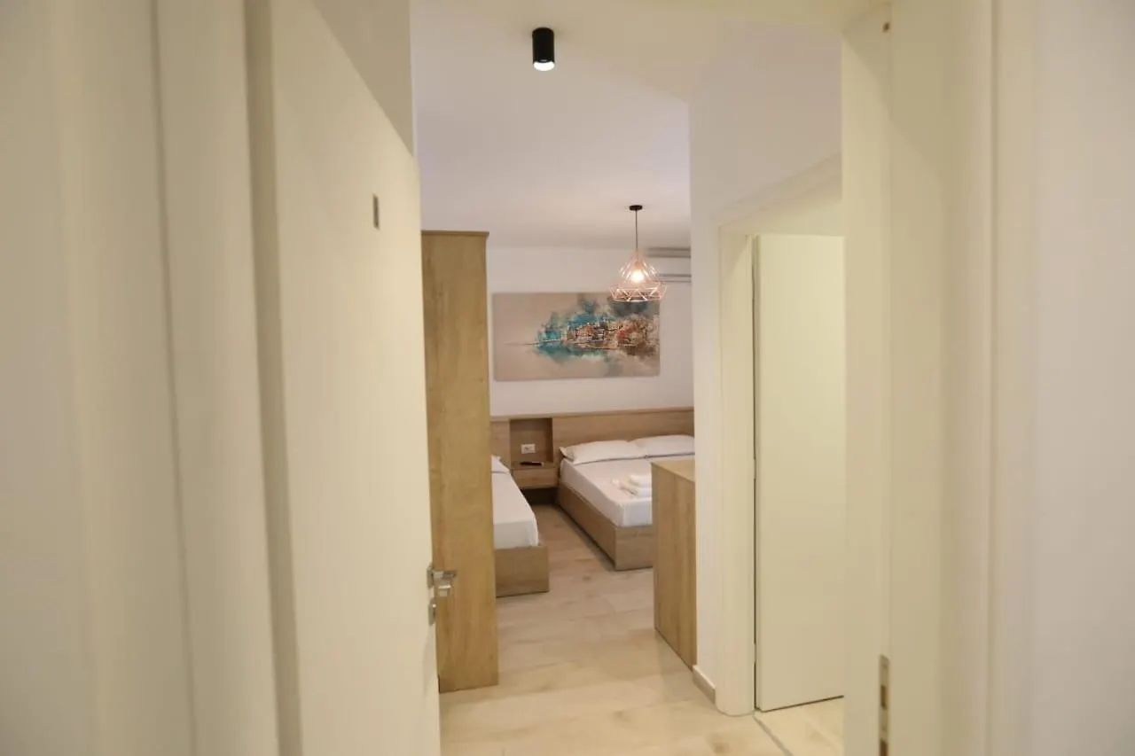 Apart-Hotel Alvi Saranda 3*,  Albania